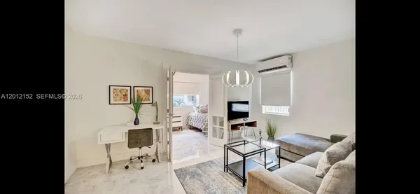$2,300 | 174 Northeast 47th Street, Unit 102, Miami, FL 33137