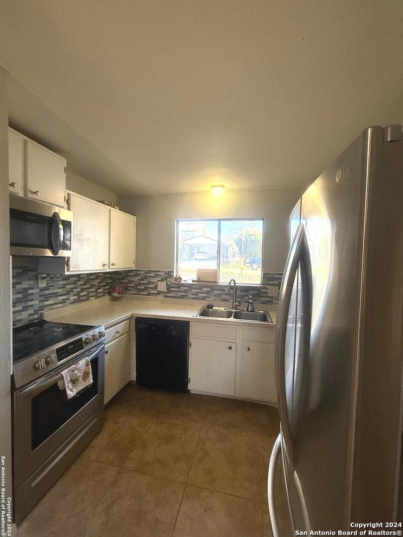 3401 Cliffside Drive Schertz, TX 78108 - Photo 8 of 23