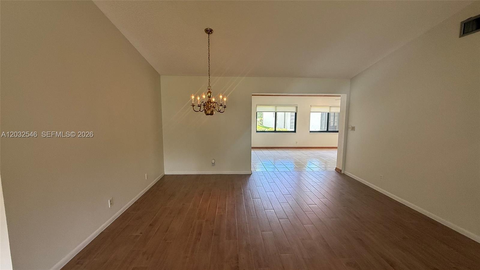 7905 Cloverfield Circle Boca Raton, FL 33433 - Photo 4 of 25