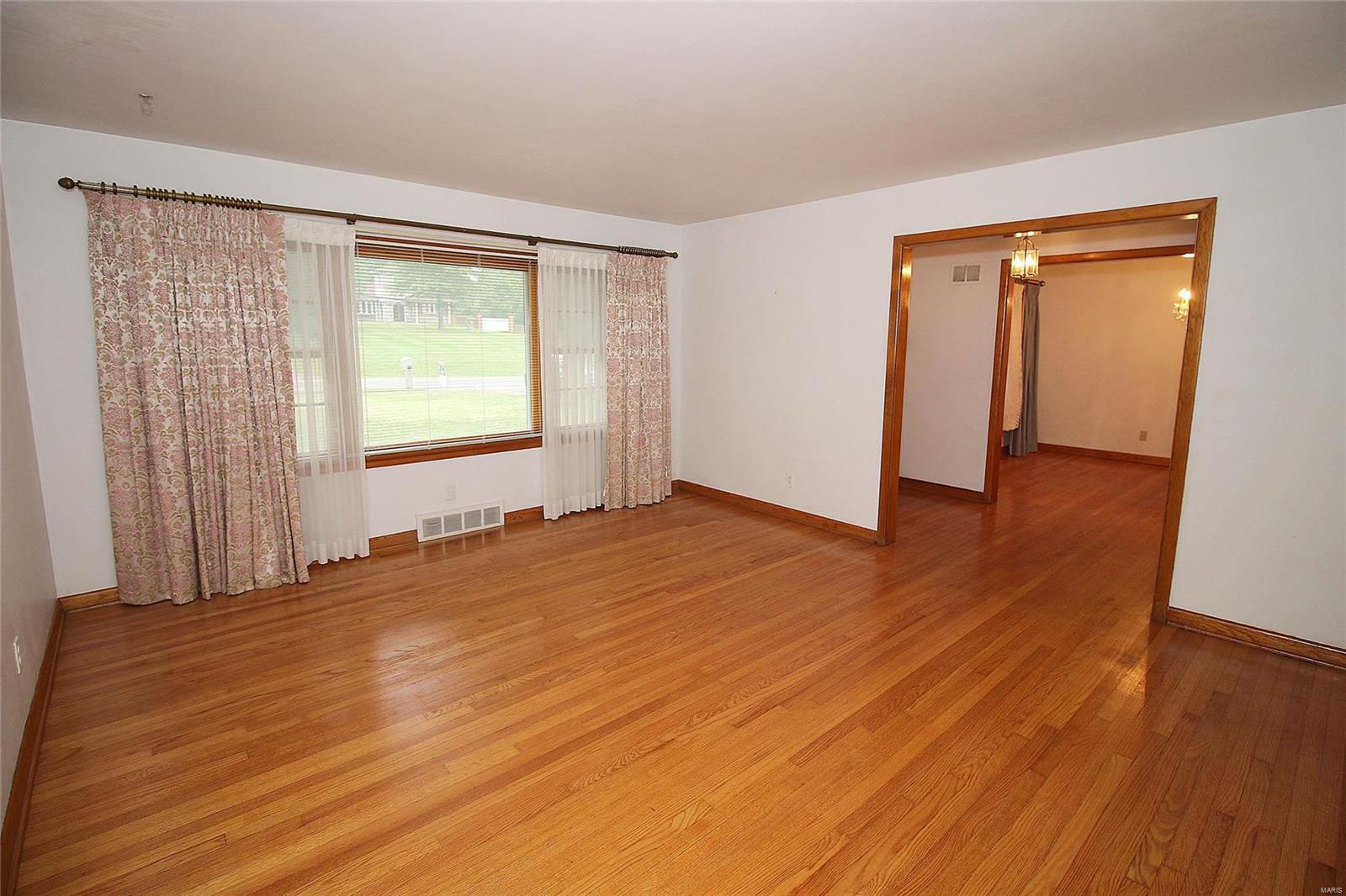 9950 Sappington Road St. Louis, MO 63128 - Photo 3 of 36 Gallery Image 3