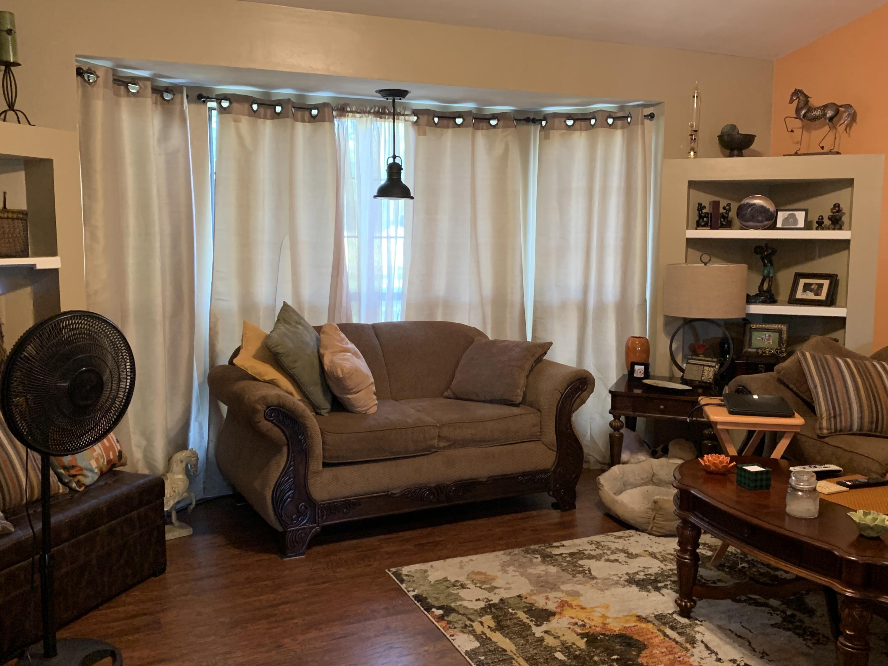 8784 Watt Cemetery Road Loudon, TN 37774 - Photo 9 of 17 Living Room