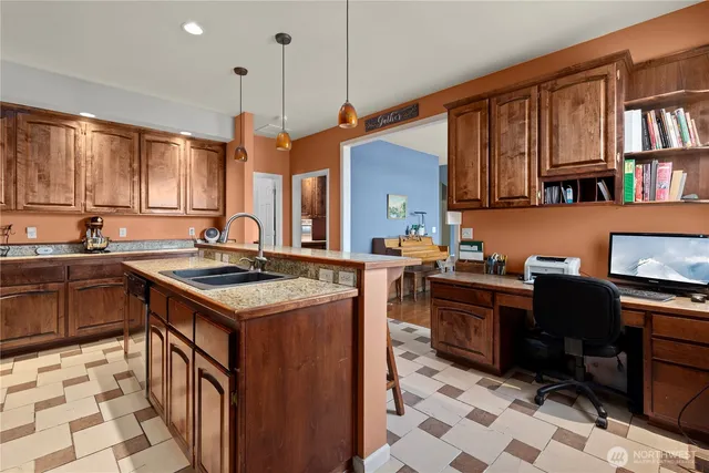 $645,000 | 2140 Southwest Vista Park Drive, Oak Harbor, WA 98277