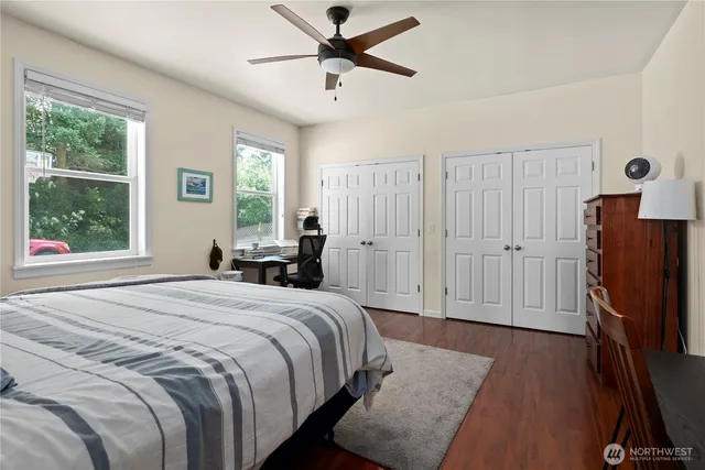 $645,000 | 2140 Southwest Vista Park Drive, Oak Harbor, WA 98277