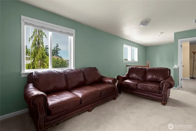 $645,000 | 2140 Southwest Vista Park Drive, Oak Harbor, WA 98277