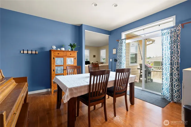 $645,000 | 2140 Southwest Vista Park Drive, Oak Harbor, WA 98277