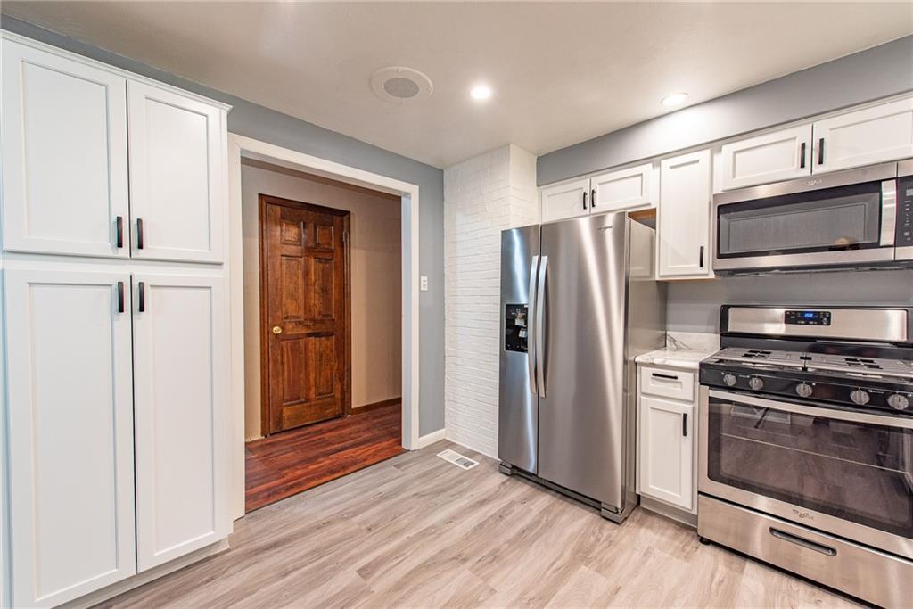 430 Jack Road Vandergrift, PA 15690 - Photo 10 of 25