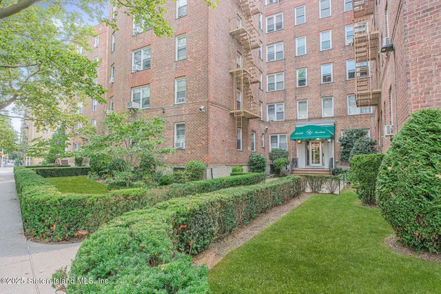 a view of a building with garden