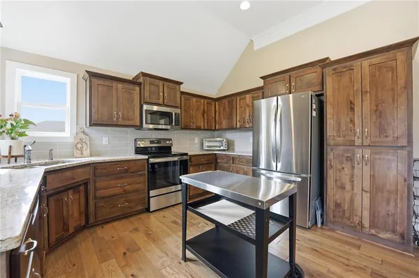 $410,000 | 12416 Adams Street, Excelsior Springs, MO 64024