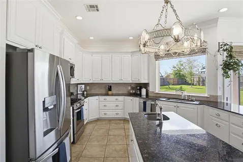 $475,000 | 936 Chartres Drive, Lake Charles, LA 70605