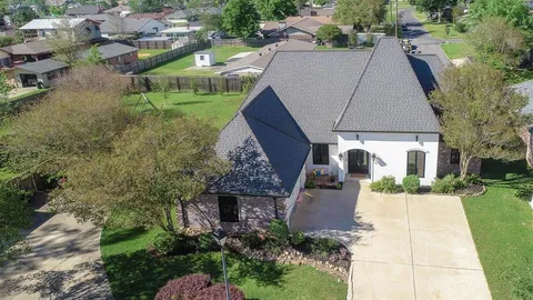 $475,000 | 936 Chartres Drive, Lake Charles, LA 70605