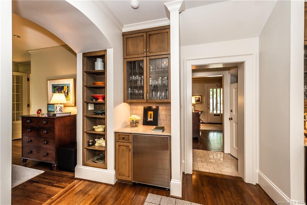 725 Bromley Road Charlotte, NC 28207 - Photo 22 of 48 Gallery Image 22