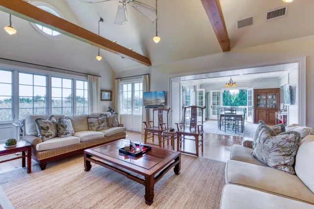 $275,000 | Undisclosed Address, East Hampton, NY 11937