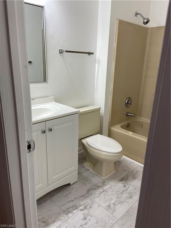 5294 Treetops Drive, Unit I203 Naples, FL 34113 - Photo 14 of 16