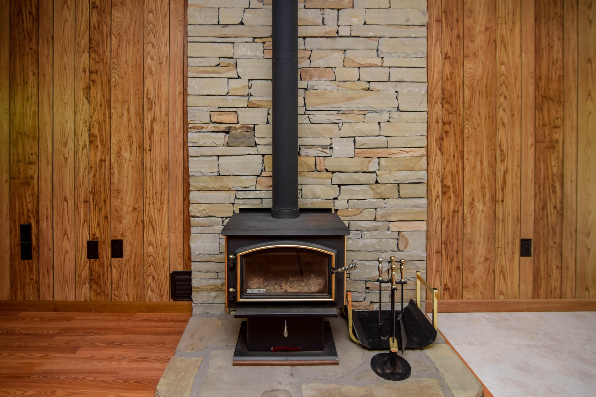 4131 Watson Court Pigeon Forge, TN 37863 - Photo 4 of 12