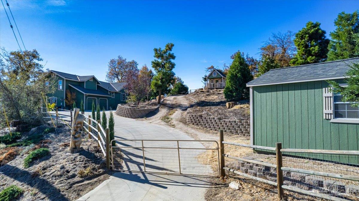 29501 Goldspike Road Tehachapi, CA 93561 - Photo 34 of 46 Gallery Image 34