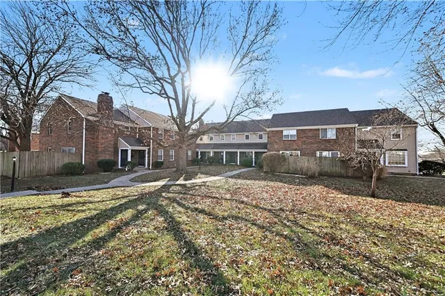 $187,000 | 3615 Northeast 68 Terrace, Gladstone, MO 64119