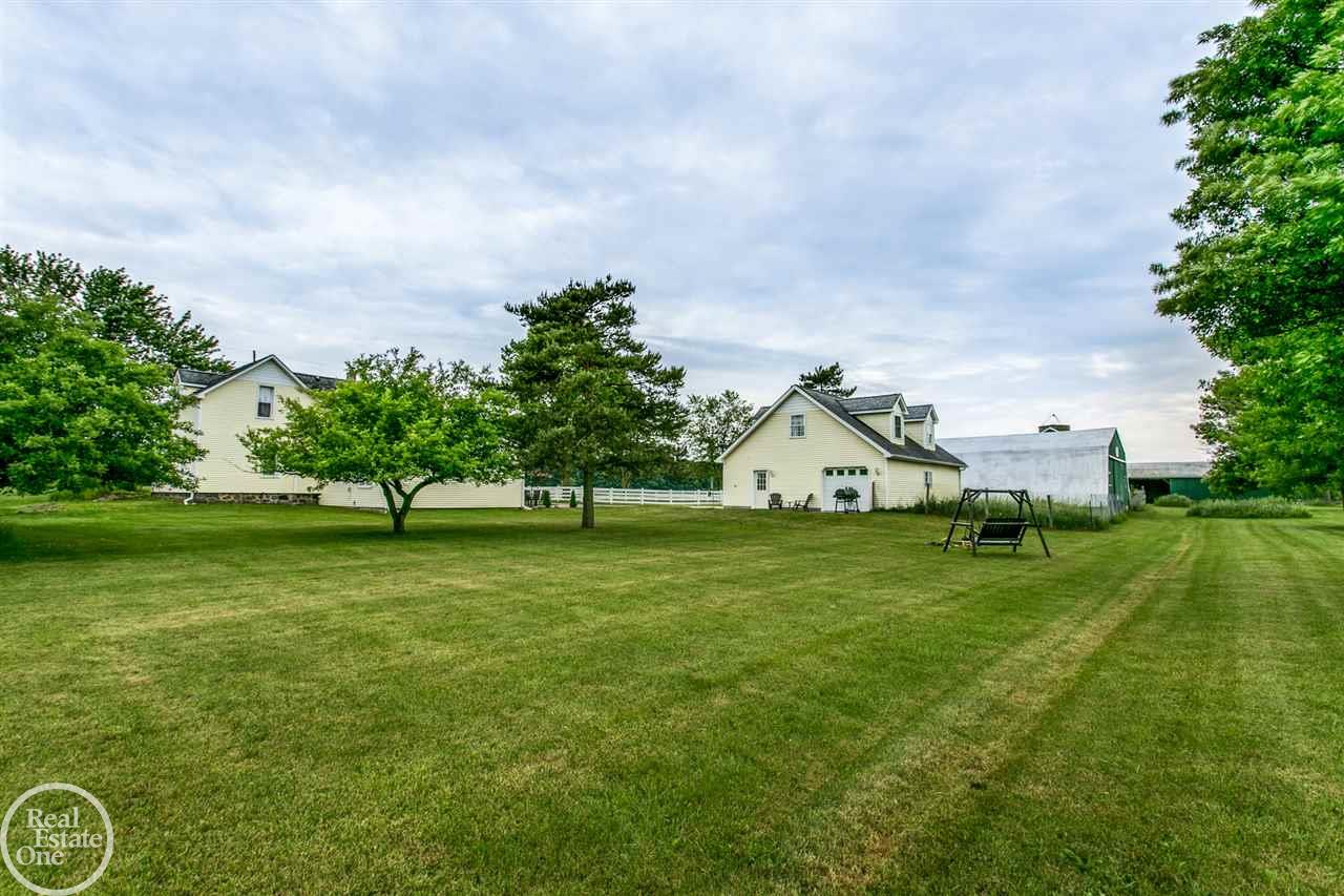 11148 Jeddo Road Yale, MI 48097 - Photo 8 of 39 31350528-7.JPG