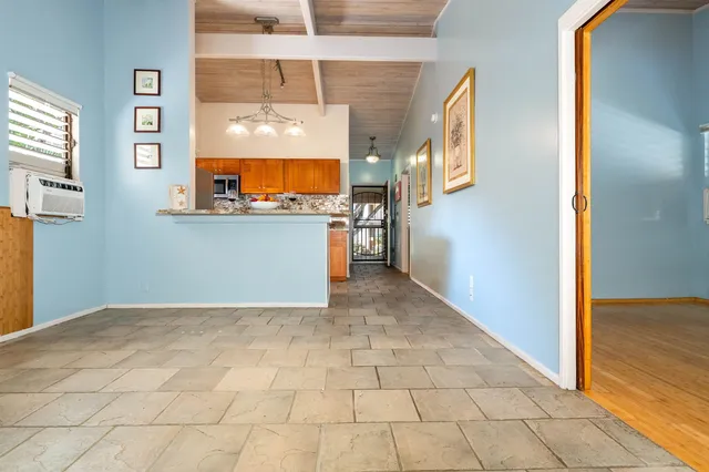 $579,000 | 4440 Lower Honoapiilani Road, Unit 221, Lahaina, HI 96761