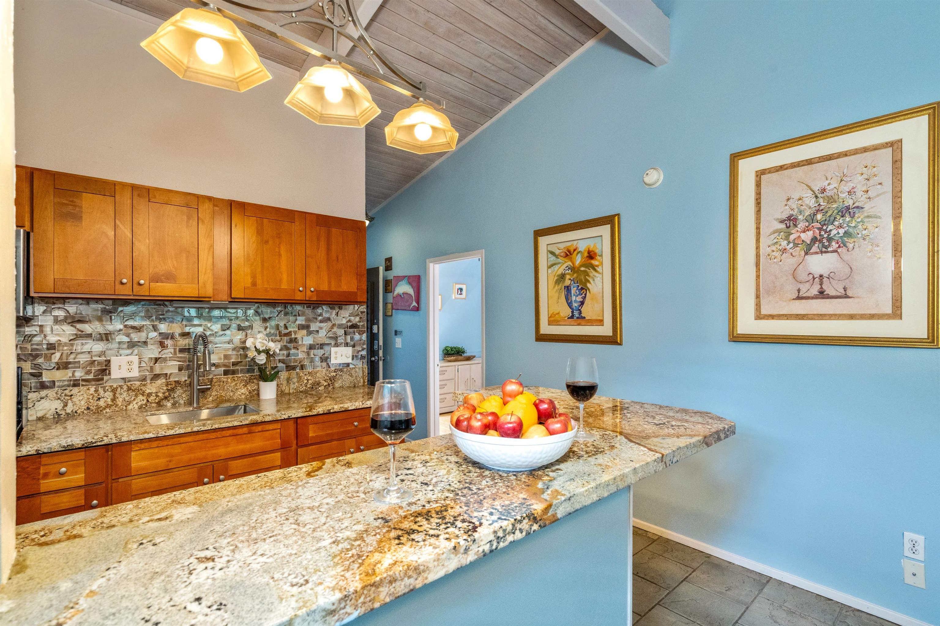 4440 Lower Honoapiilani Road, Unit 221 Lahaina, HI 96761 - Photo 5 of 30