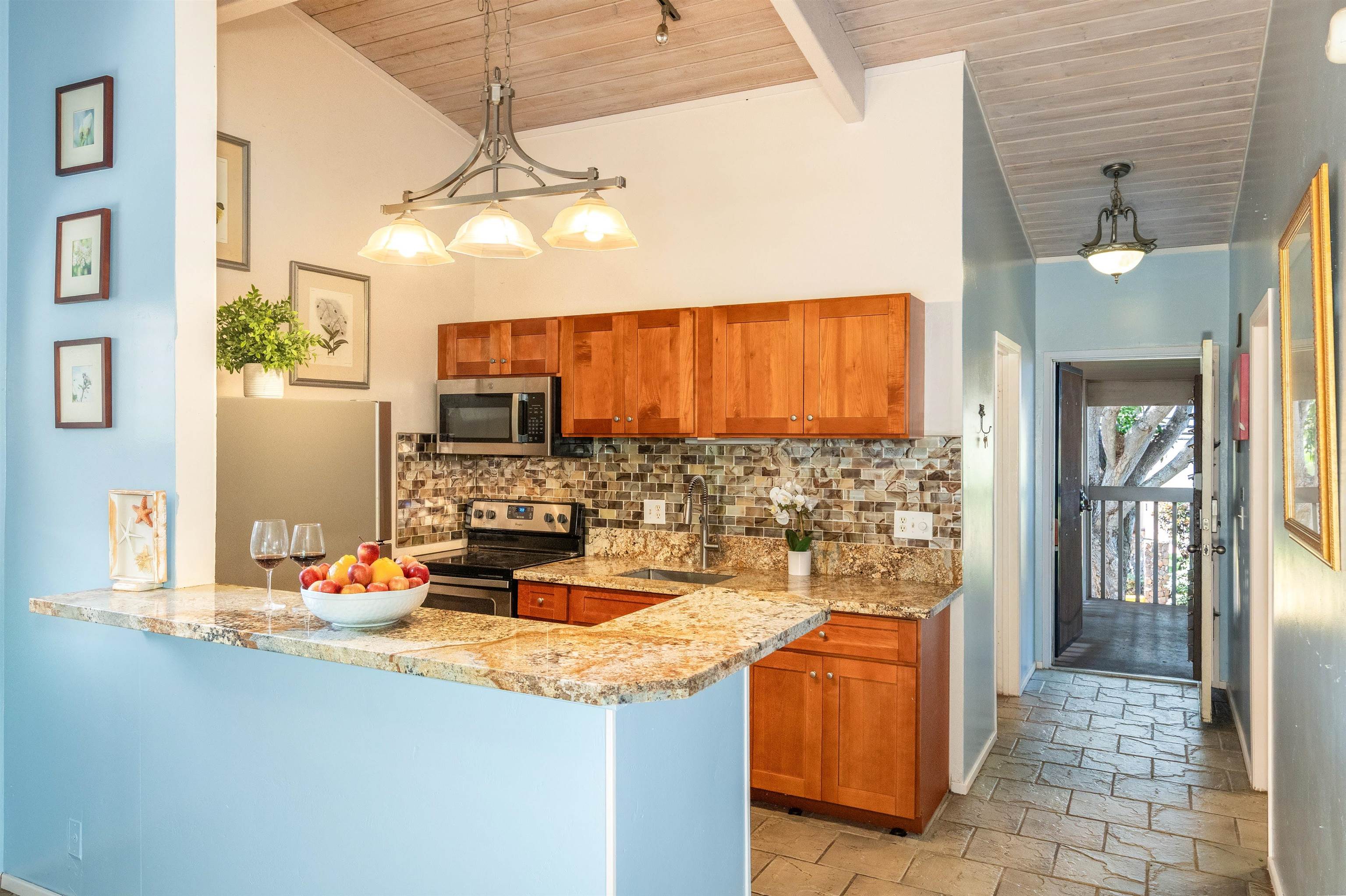 4440 Lower Honoapiilani Road, Unit 221 Lahaina, HI 96761 - Photo 9 of 30