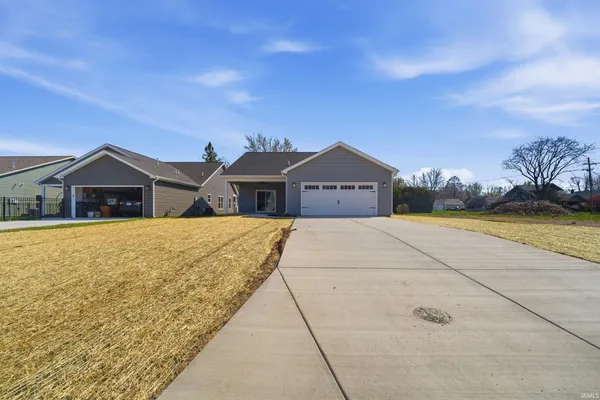 $314,900 | 1004 East South Street, Frankfort, IN 46041