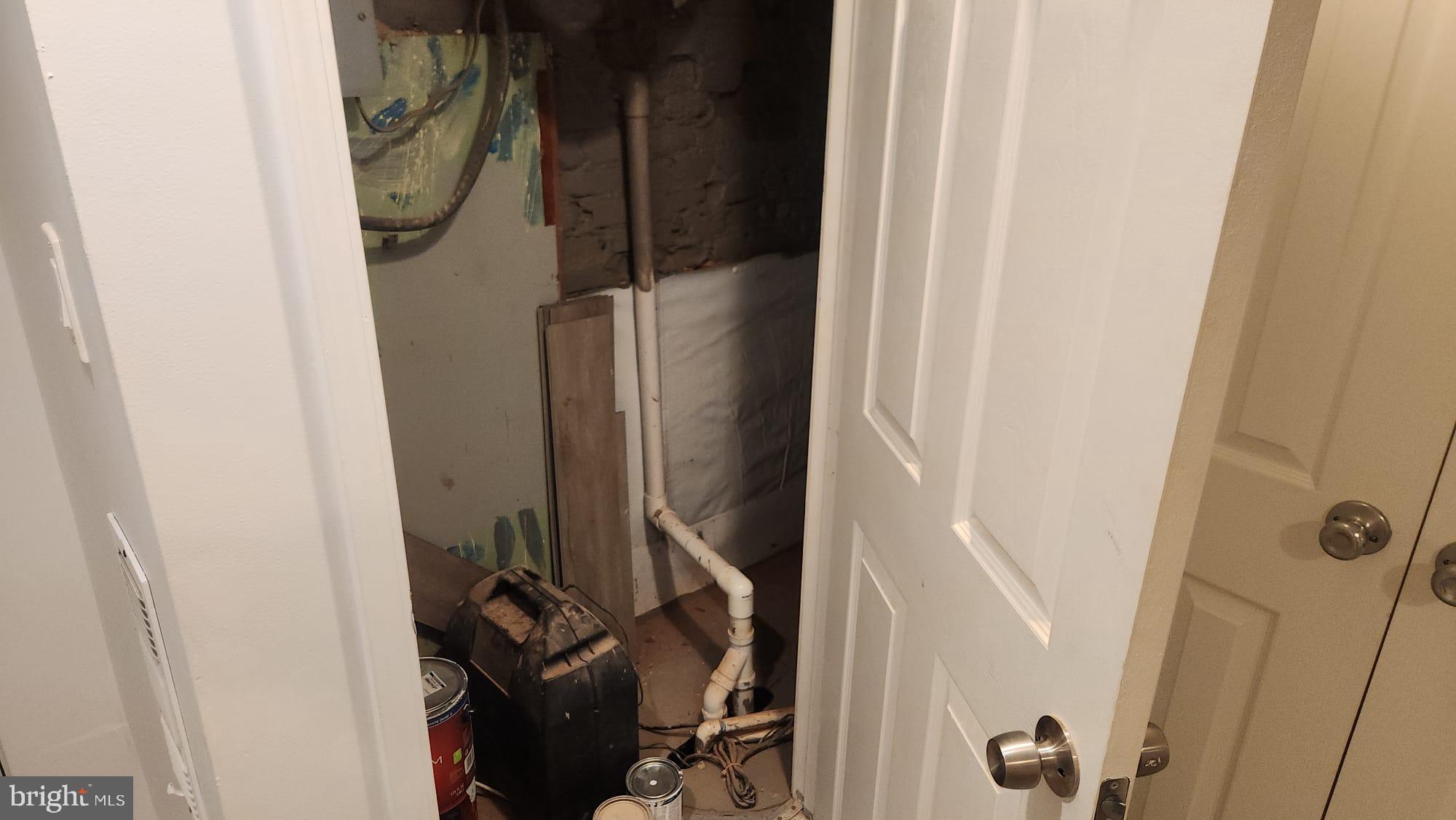 519 East 28th Street Baltimore, MD 21218 - Photo 19 of 46 Utility space with plumbing access.