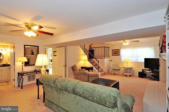 9785 Hillsmere Road Ellicott City, MD 21042 - Photo 24 of 28 Family Room