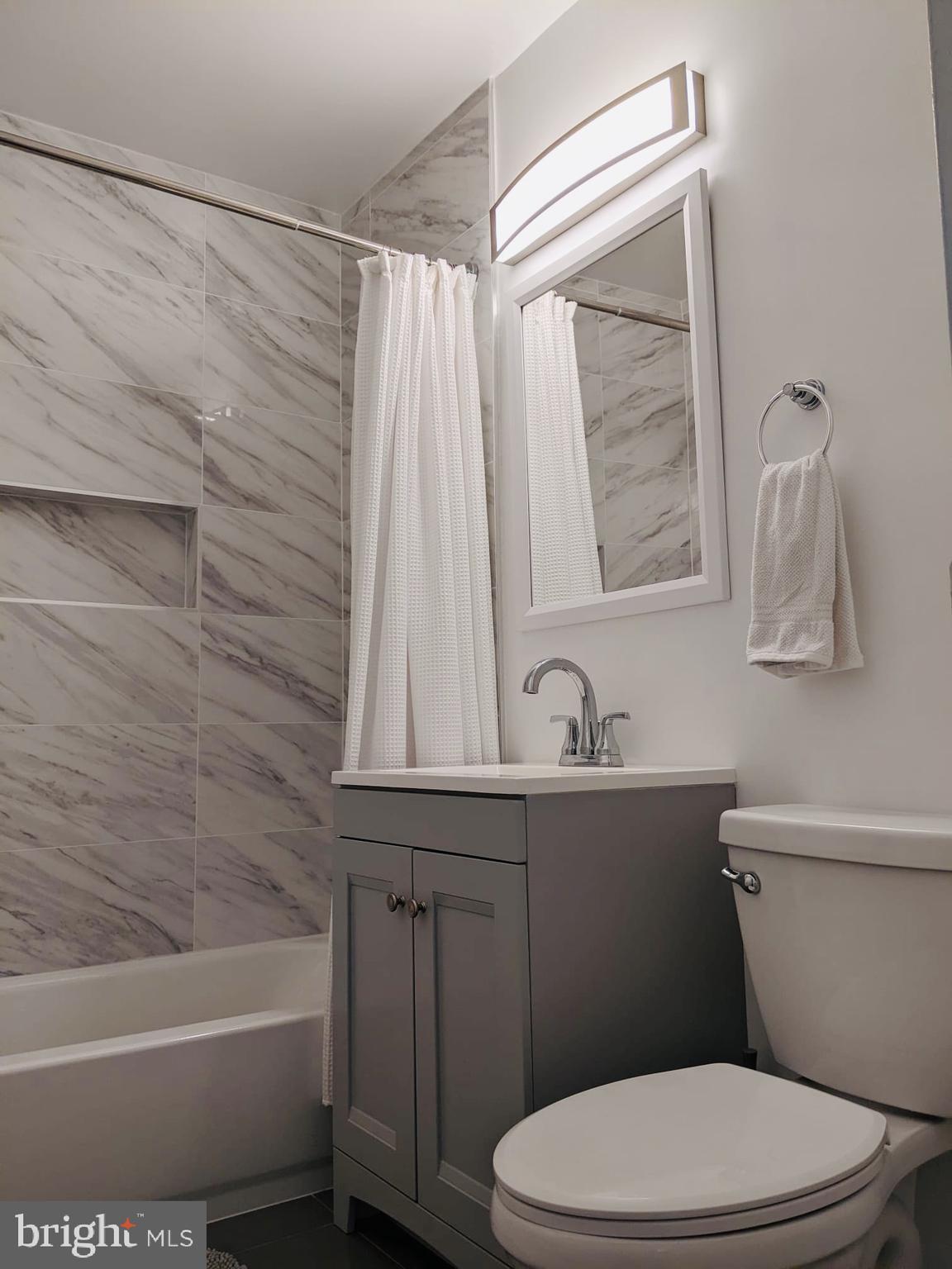 1300 South Arlington Ridge Road, Unit 105 Arlington, VA 22202 - Photo 5 of 11