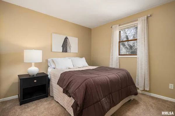 $99,999 | 1412 South 13th Street, Pekin, IL 61554