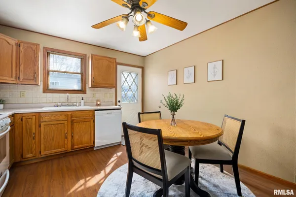 $99,999 | 1412 South 13th Street, Pekin, IL 61554