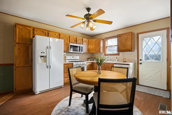 $99,999 | 1412 South 13th Street, Pekin, IL 61554