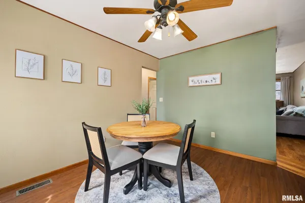 $99,999 | 1412 South 13th Street, Pekin, IL 61554