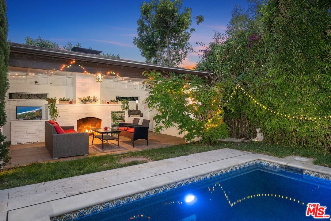 6258 Warner Drive Los Angeles, CA 90048 - Photo 29 of 32