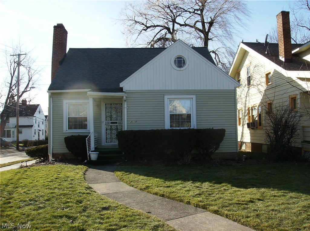 3618 Ludgate Road Cleveland, OH 44120 - Photo 3 of 22 Gallery Image 3