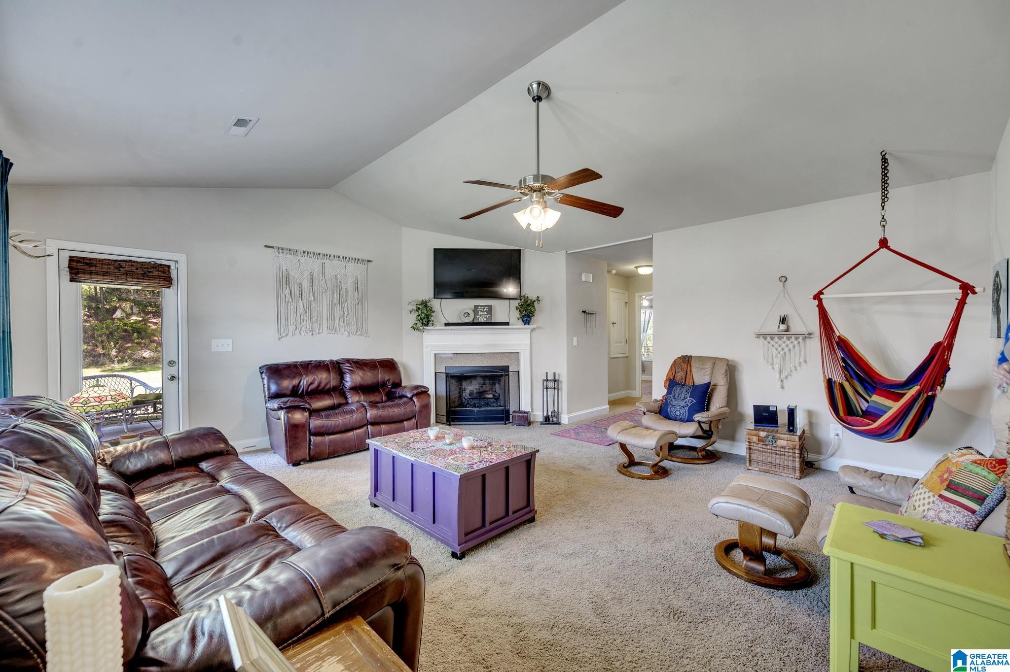 409 Marsh Circle Calera, AL 35040 - Photo 17 of 28