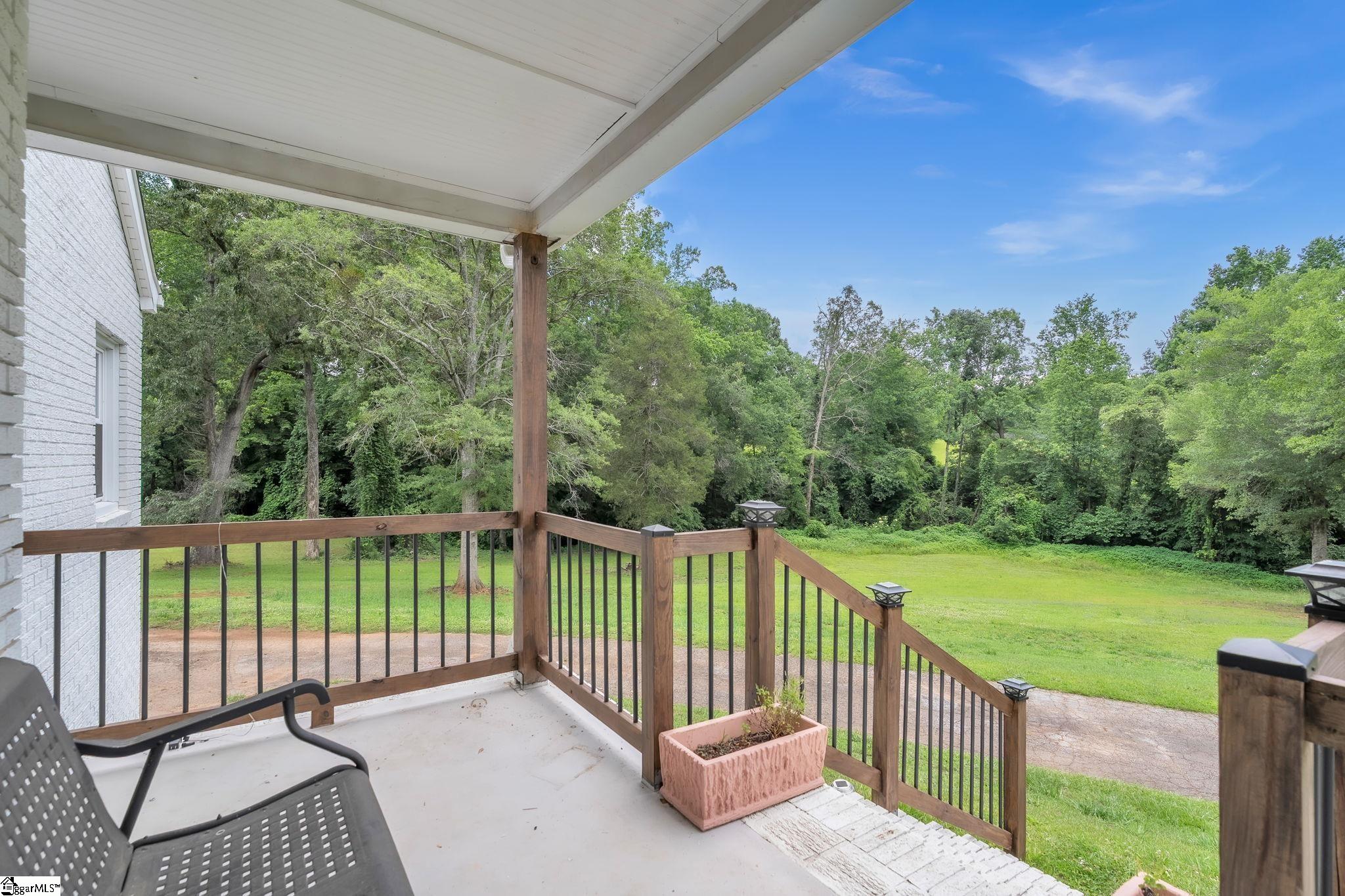 904 Highway 357 Greer, SC 29651 - Photo 5 of 38