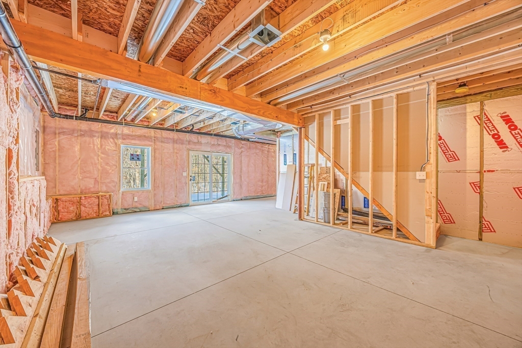 66 Bromont Street Chicopee, MA 01020 - Photo 33 of 34