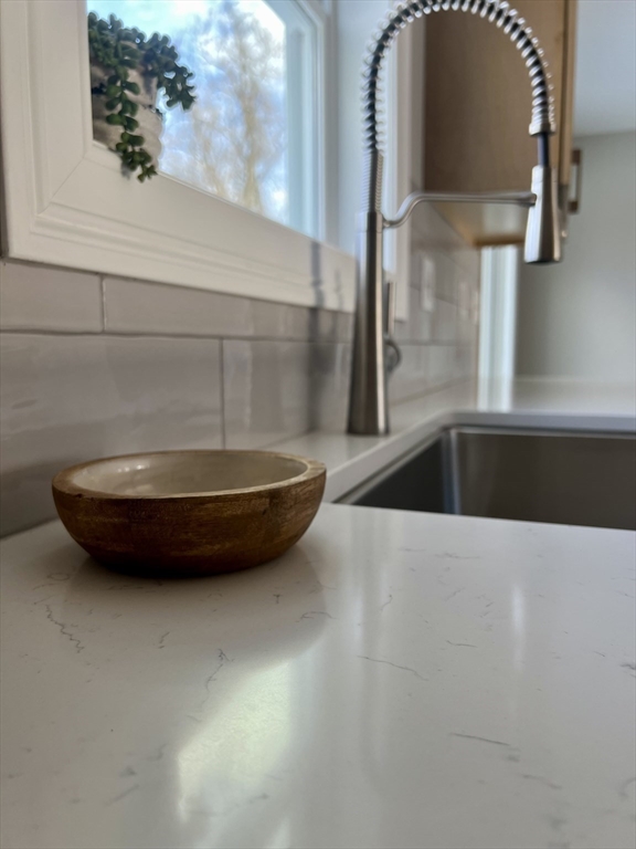 66 Bromont Street Chicopee, MA 01020 - Photo 10 of 34