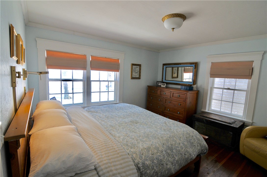 329 Spring Street Newport, RI 02840 - Photo 26 of 40