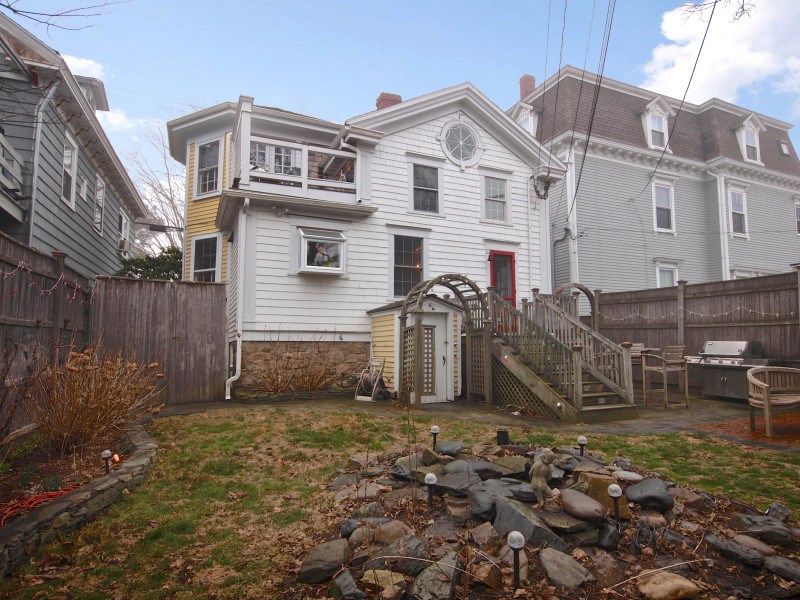 329 Spring Street Newport, RI 02840 - Photo 36 of 40