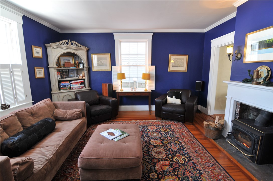 329 Spring Street Newport, RI 02840 - Photo 6 of 40