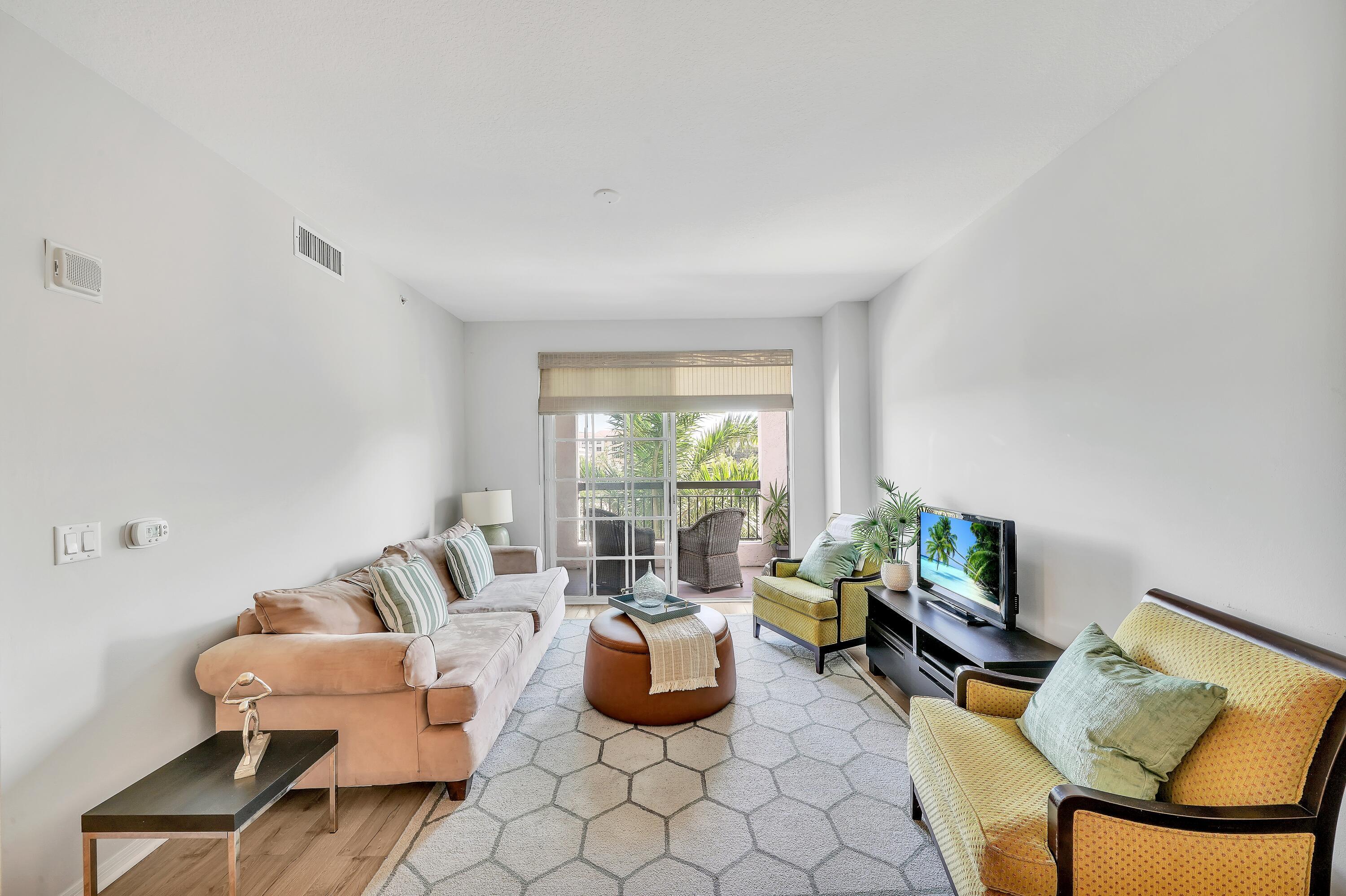 233 South Federal Highway, Unit 425 Boca Raton, FL 33432 - Photo 17 of 49 4 Living Area (1)