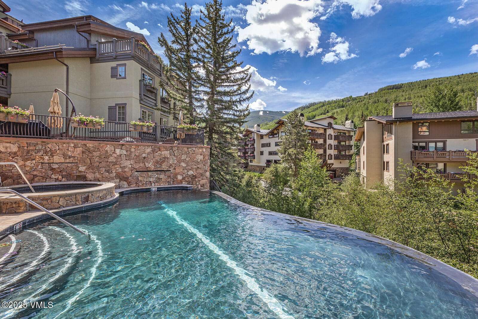 1 Willow Bridge Road, Unit 34 Vail, CO 81657 - Photo 22 of 27 Infinity Pool