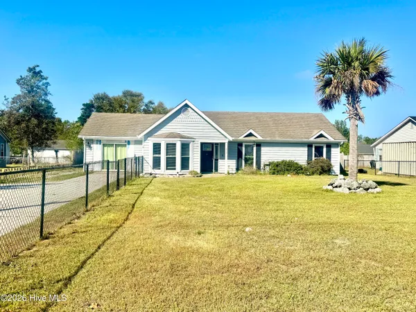 $228,000 | 638 Sand Ridge Road, Hubert, NC 28539