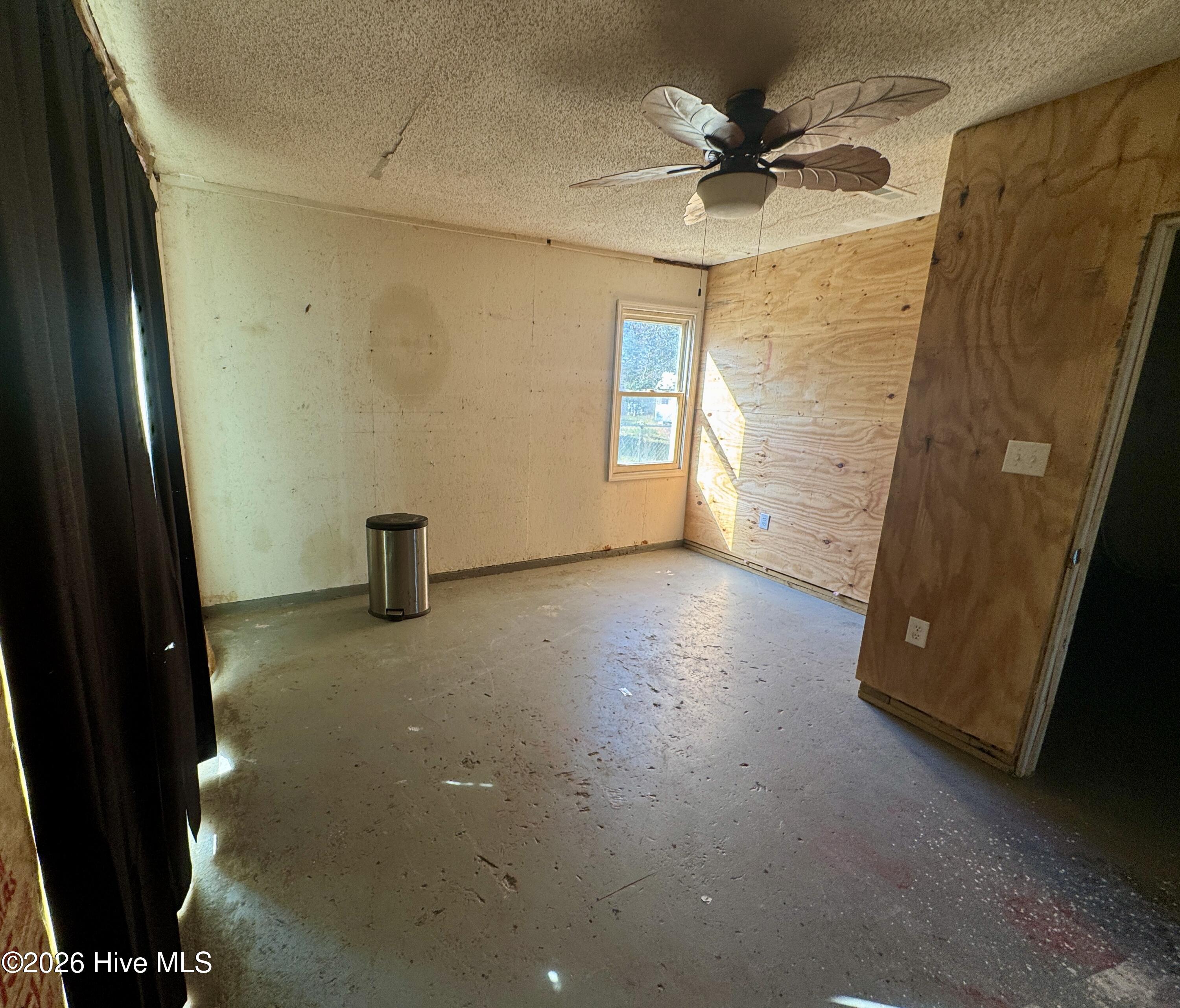 638 Sand Ridge Road Hubert, NC 28539 - Photo 11 of 13 Unfinished room/was a garage