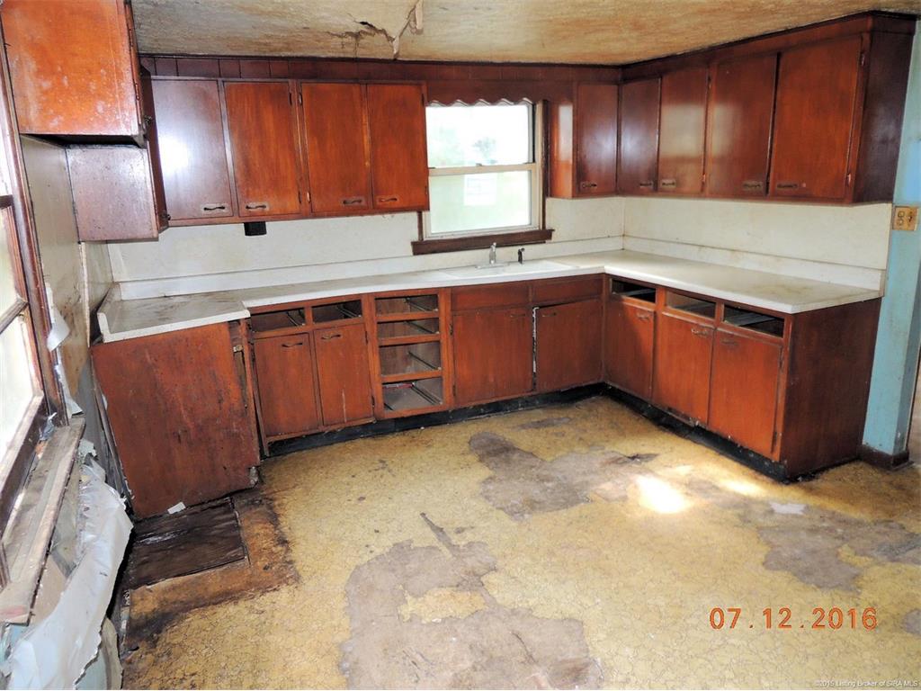 2135 Grange Hall Road Northeast Corydon, IN 47112 - Photo 3 of 9 Gallery Image 3