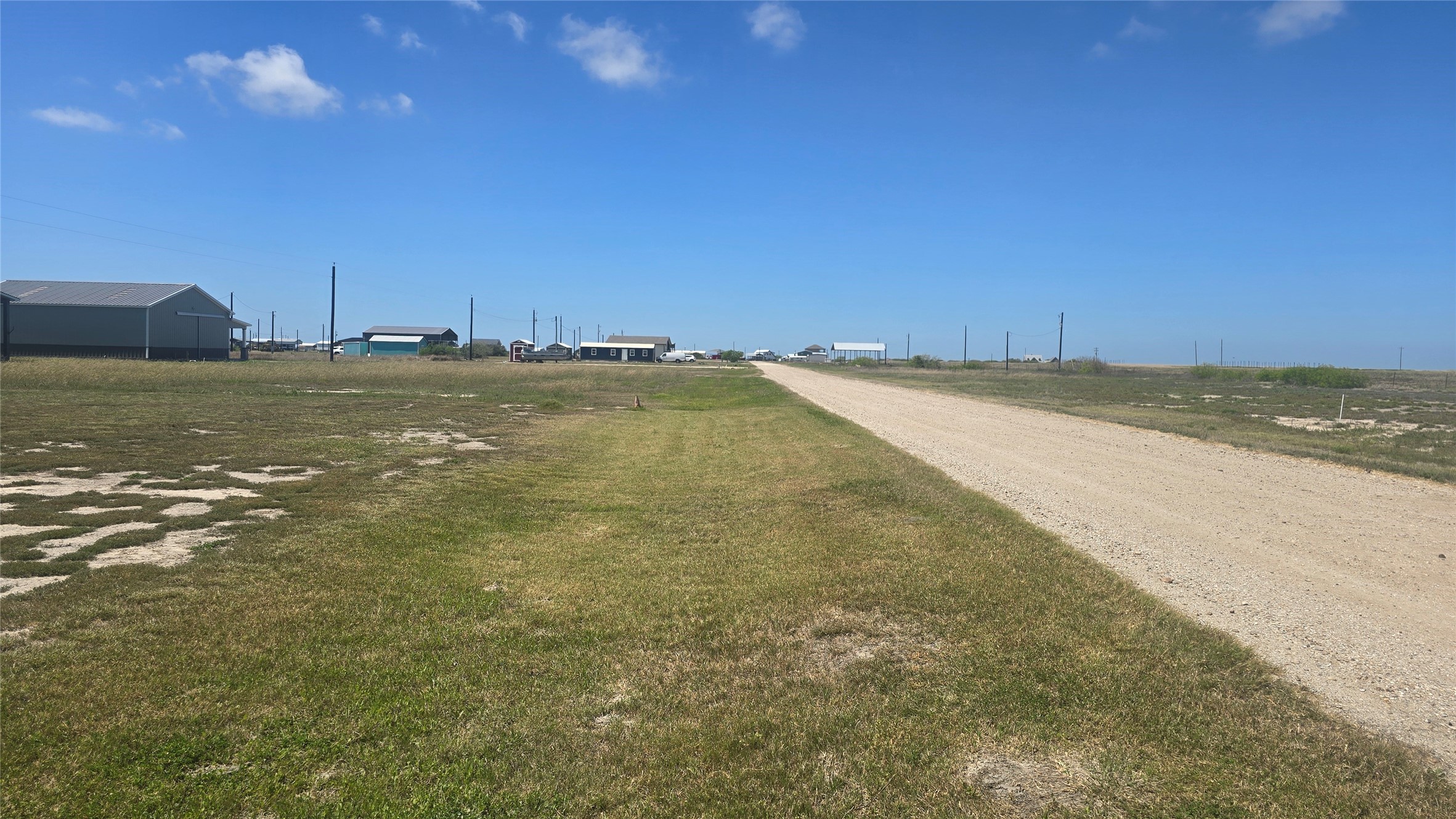 266 Ladyfish Road Palacios, TX 77465 - Photo 2 of 10