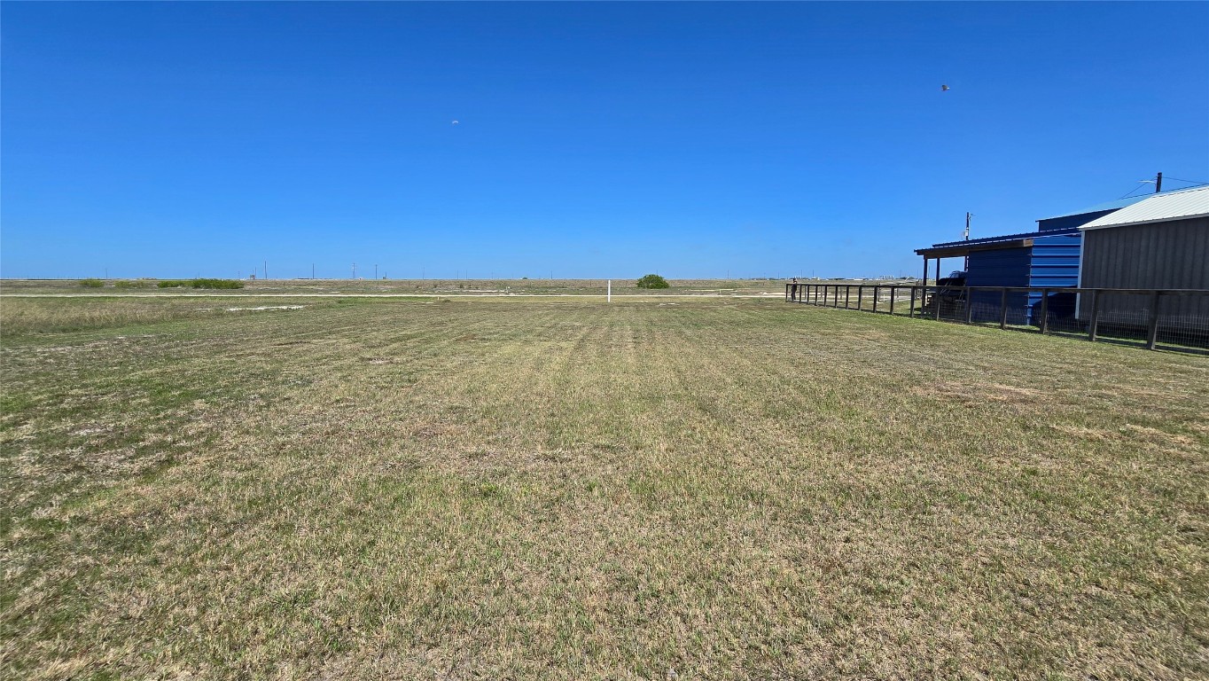 266 Ladyfish Road Palacios, TX 77465 - Photo 7 of 10 a view of an ocean