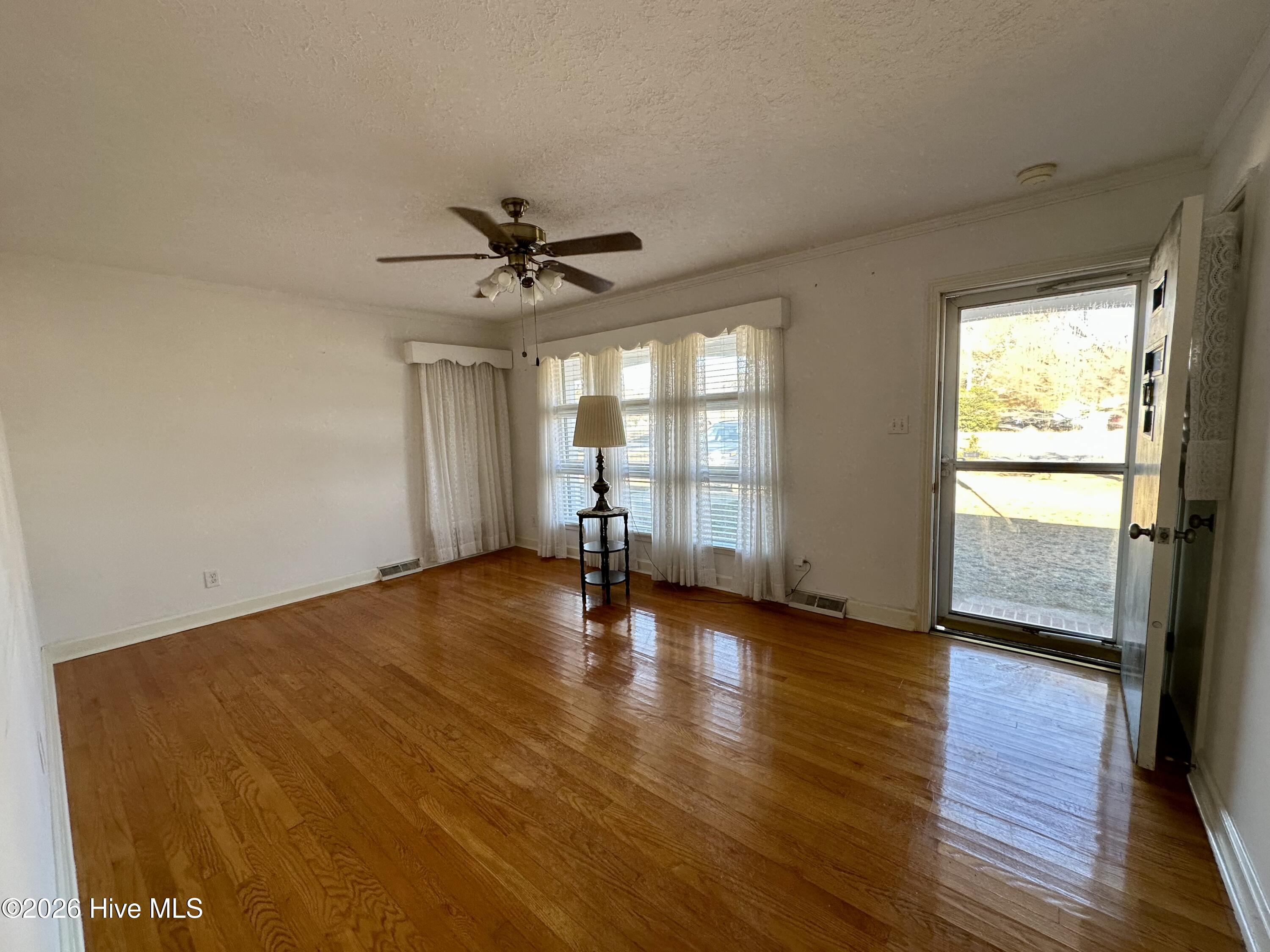 1255 Old Grantham Road Goldsboro, NC 27530 - Photo 3 of 19 IMG_5907