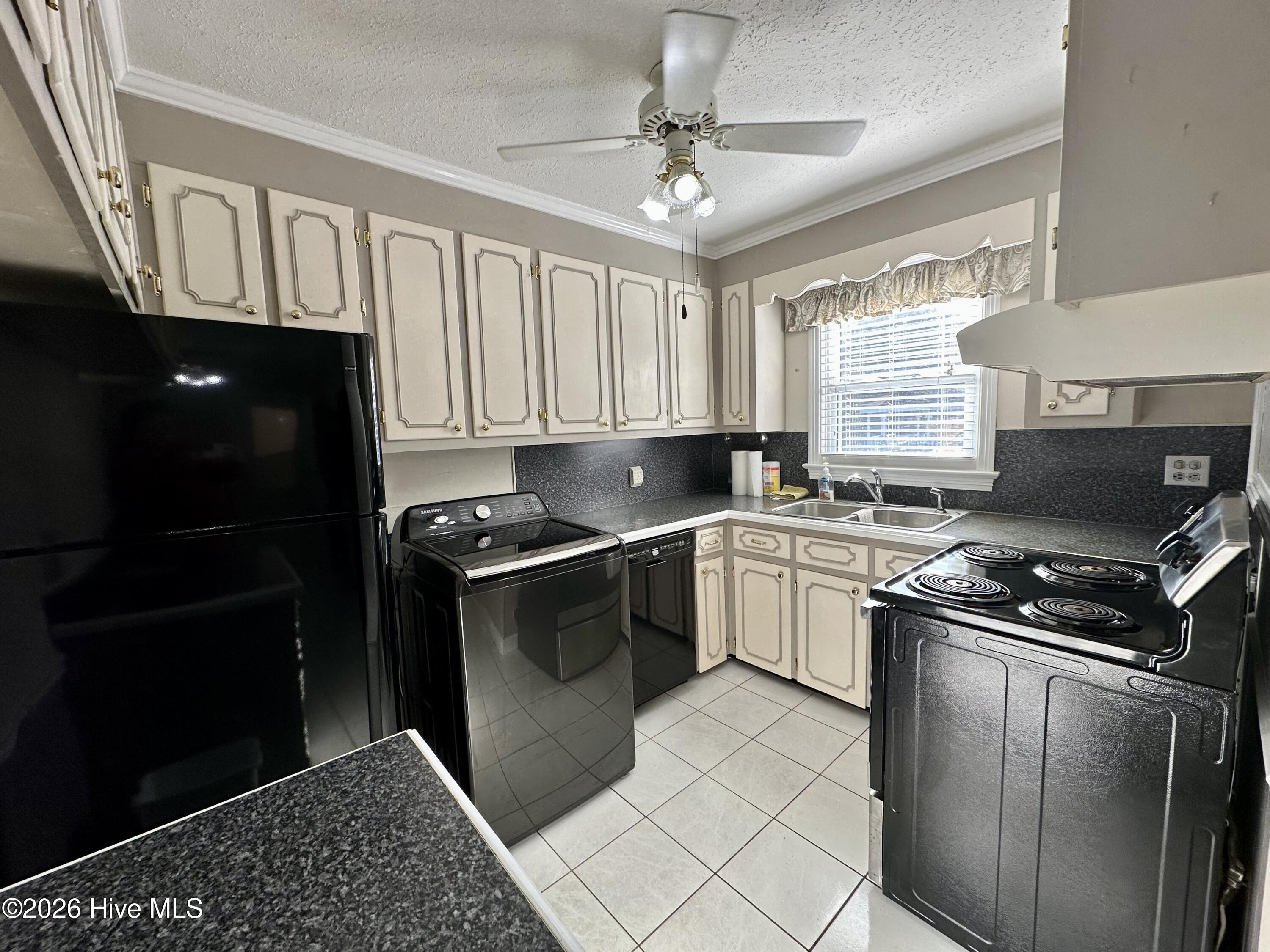 1255 Old Grantham Road Goldsboro, NC 27530 - Photo 5 of 19 IMG_5910